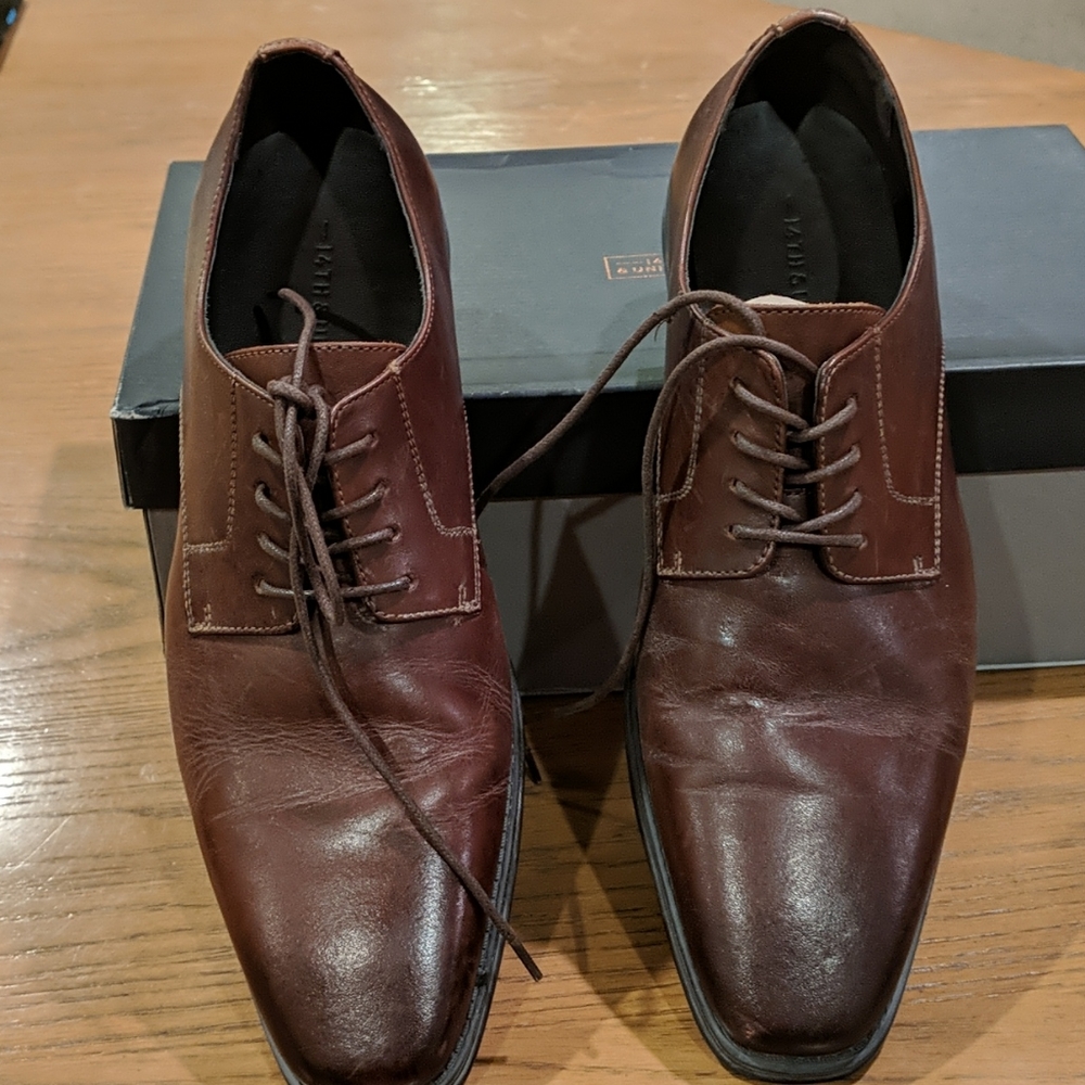 Shoes - Picture 3 of 3